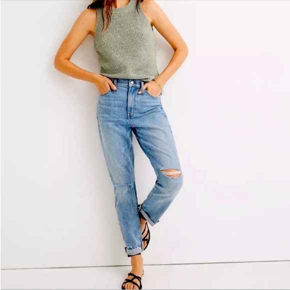 Madewell Denim - Madewell High rise Slim Boyfriend Fit Jeans Size 24